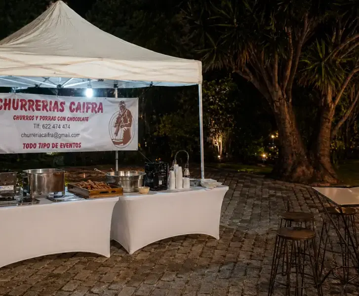 Así llevamos nuestros churros a tu boda en sanlucar churreria caifra